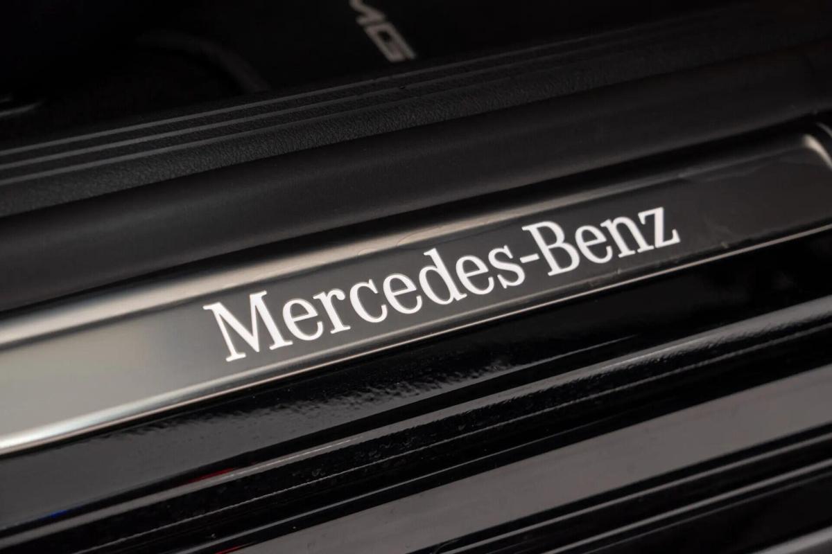 mercedes-benz-classe-c-c-300-e-2025-hibrido-a-gasolina-1999cc