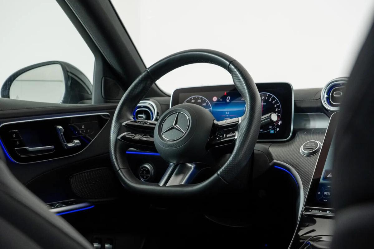 mercedes-benz-classe-c-c-300-e-2025-hibrido-a-gasolina-1999cc