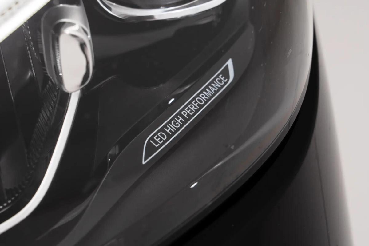 mercedes-benz-classe-c-c-300-e-2025-hibrido-a-gasolina-1999cc