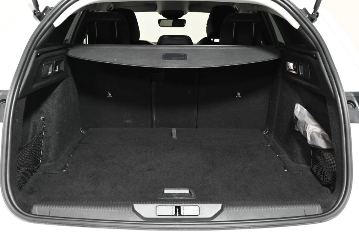 peugeot-308-sw-2024-gasolina-1199cc