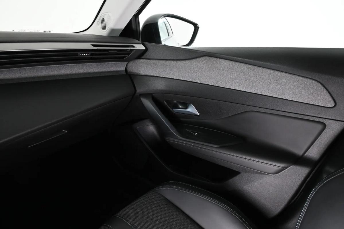 peugeot-308-sw-2024-gasolina-1199cc