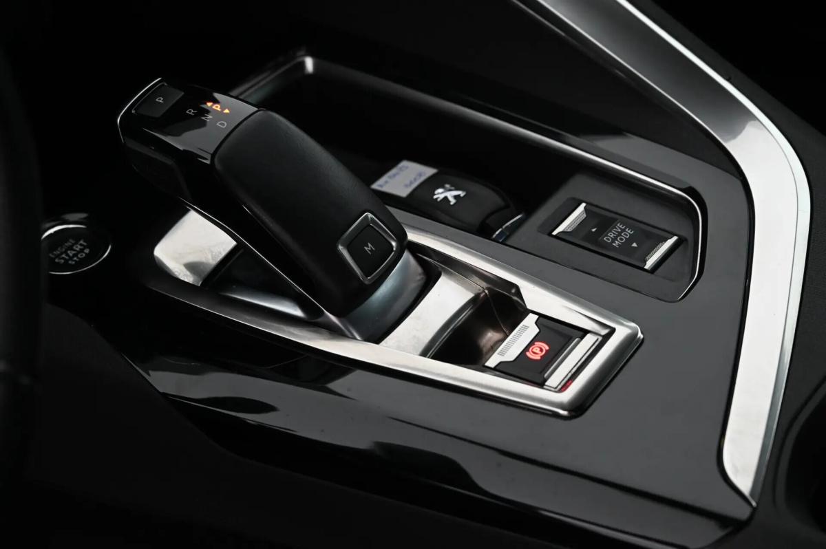peugeot-3008-2023-diesel-1499cc