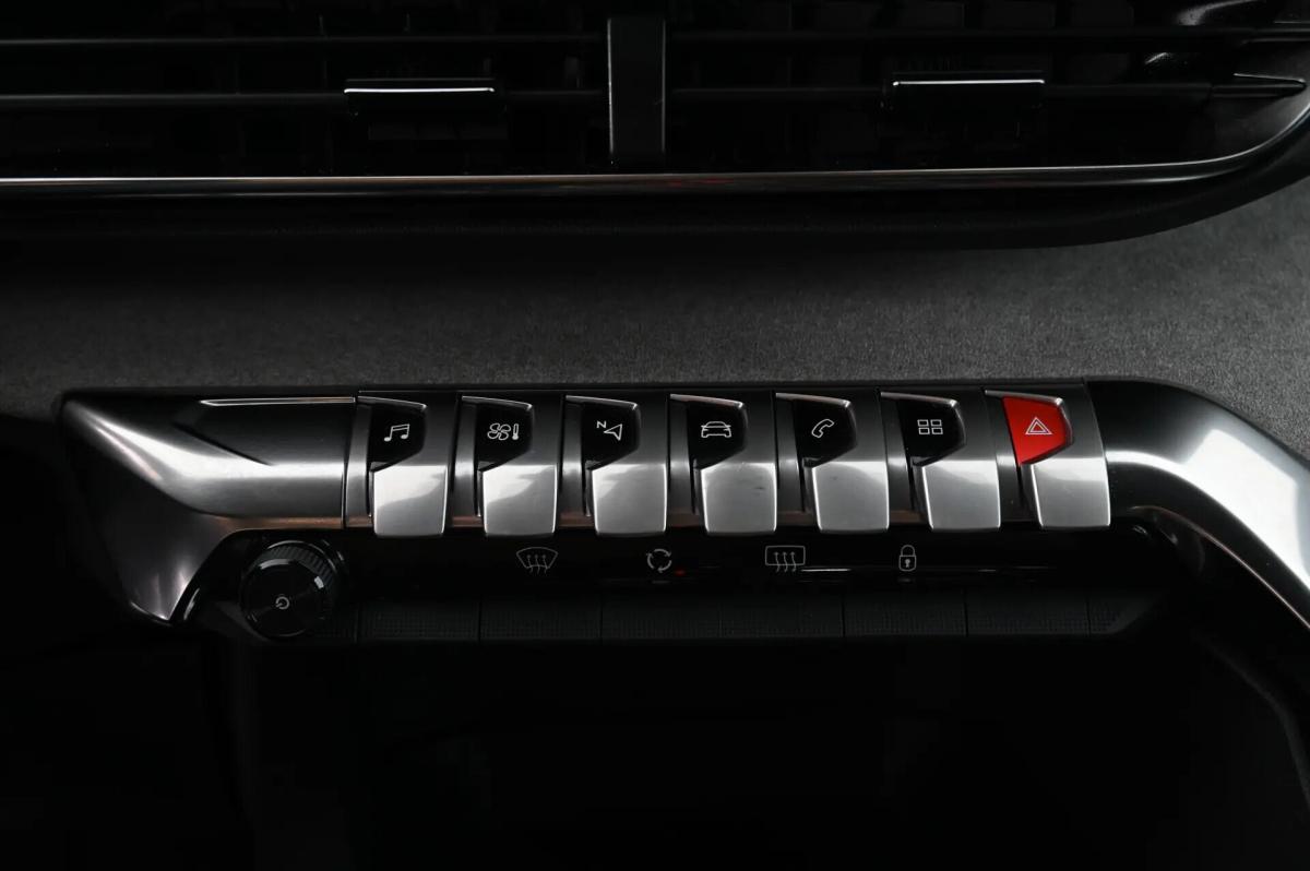 peugeot-3008-2023-diesel-1499cc