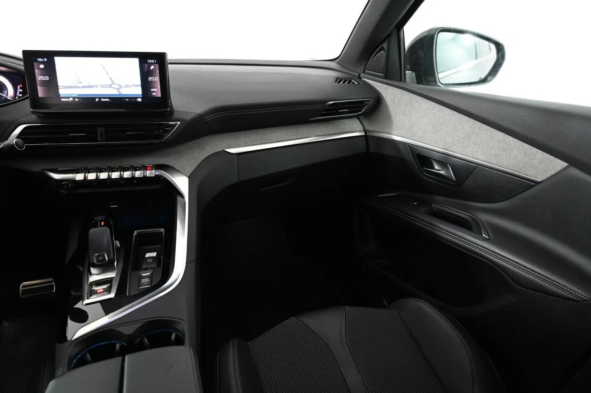 peugeot-3008-2023-diesel-1499cc