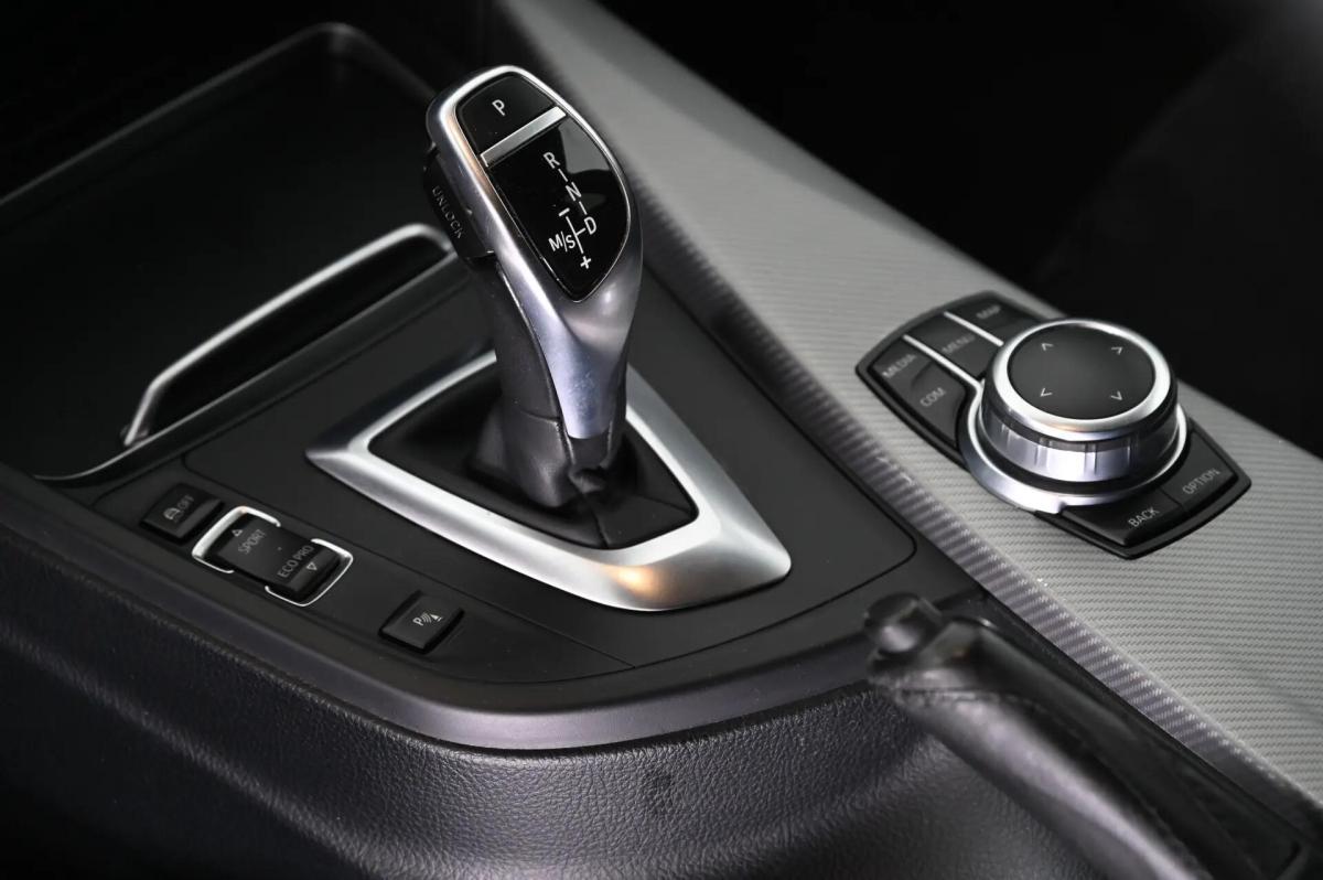 bmw-serie-3-320d-2018-diesel-1995cc