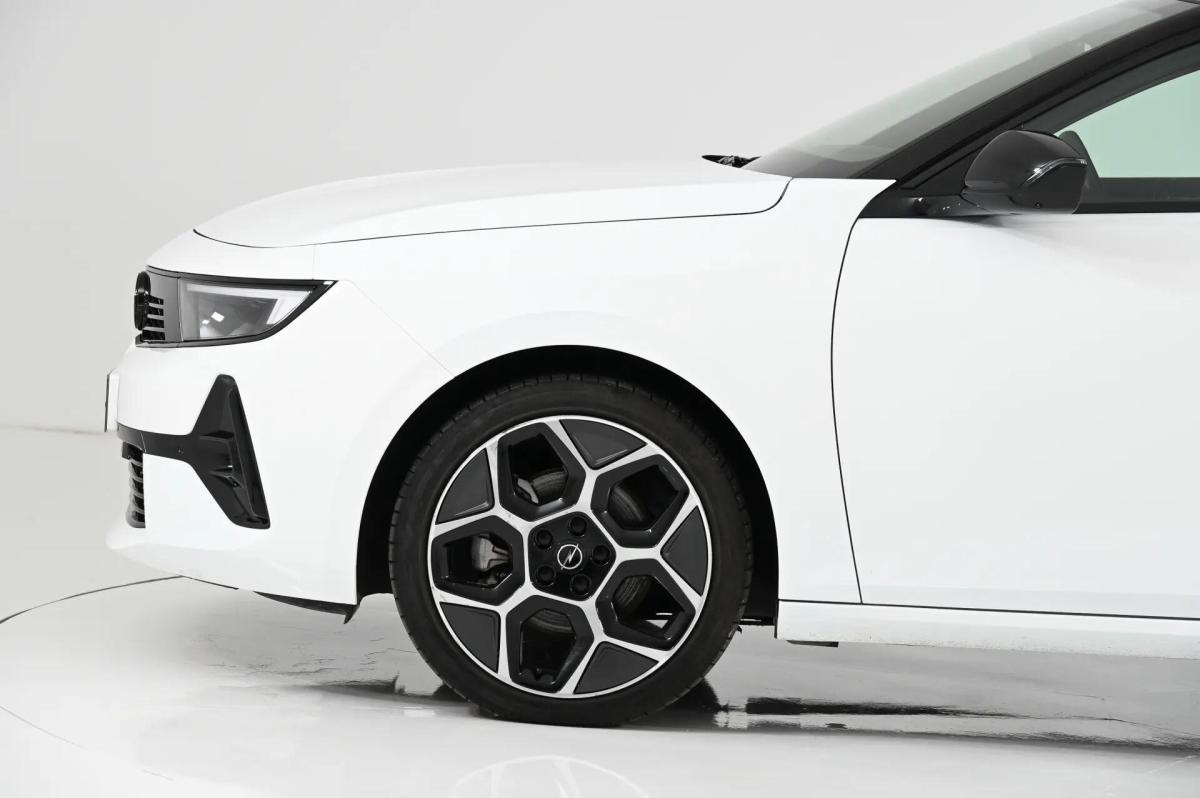 opel-astra-sport-tourer-2025-diesel-1499cc
