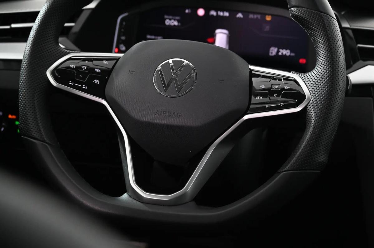 volkswagen-arteon-2022-hibrido-a-gasolina-1395cc