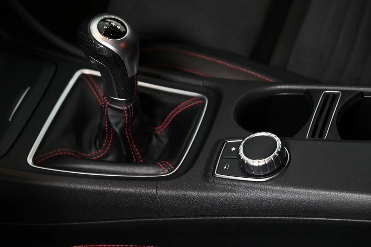 mercedes-benz-cla-200-cdi-2015-diesel-2143cc