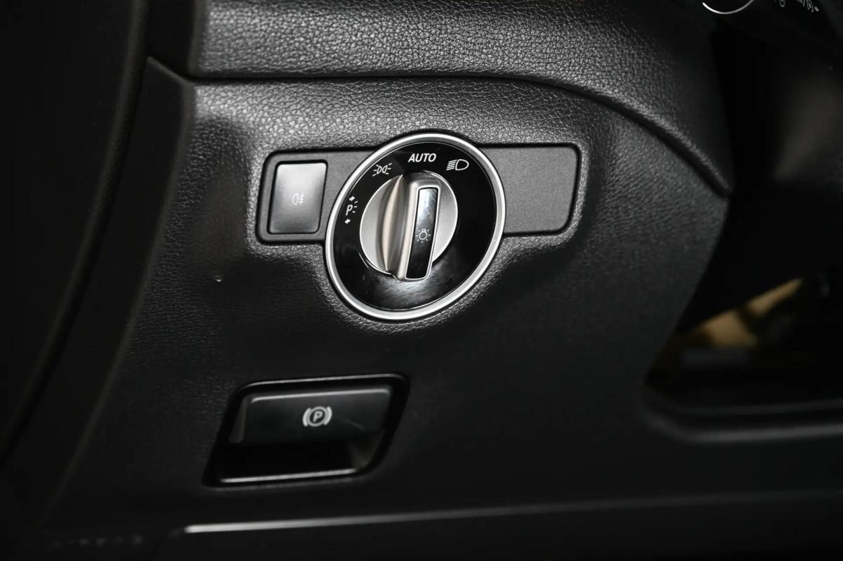 mercedes-benz-cla-200-cdi-2015-diesel-2143cc