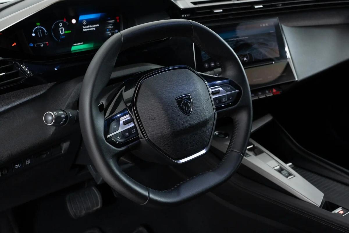 peugeot-308-2024-hibrido-a-gasolina-1598cc