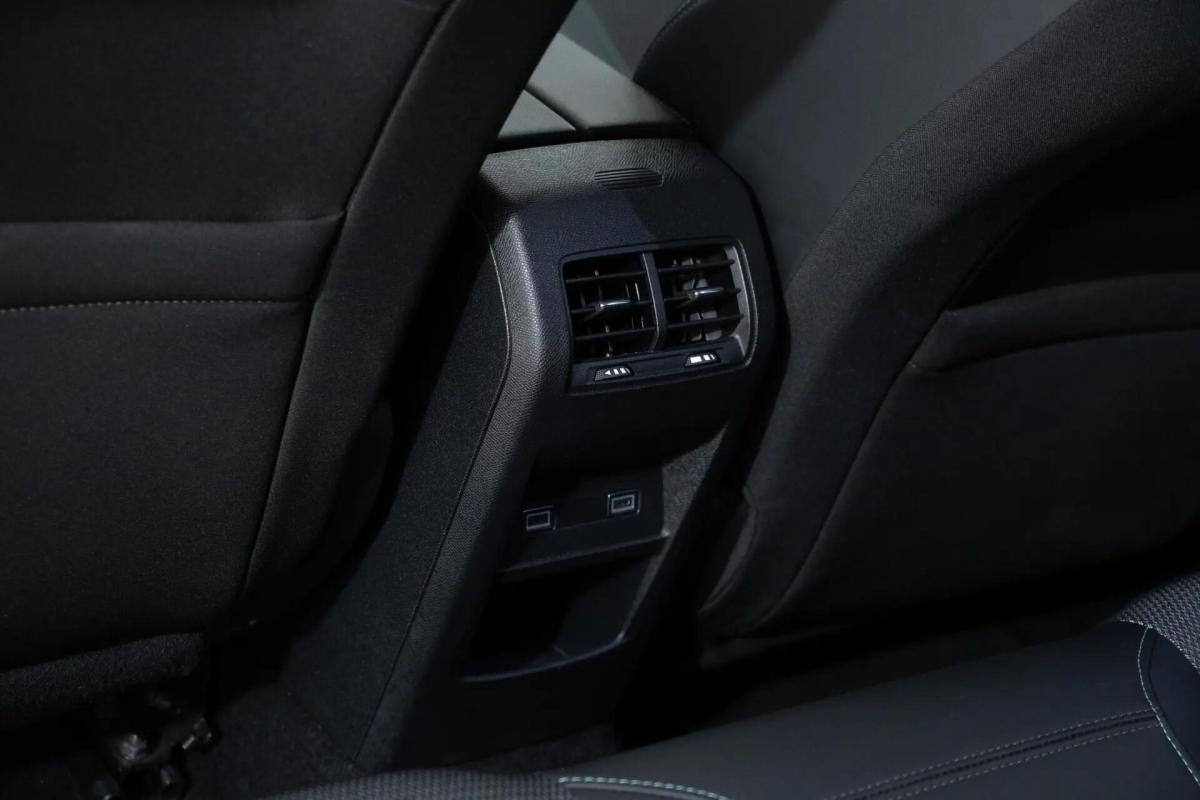 peugeot-308-2024-hibrido-a-gasolina-1598cc