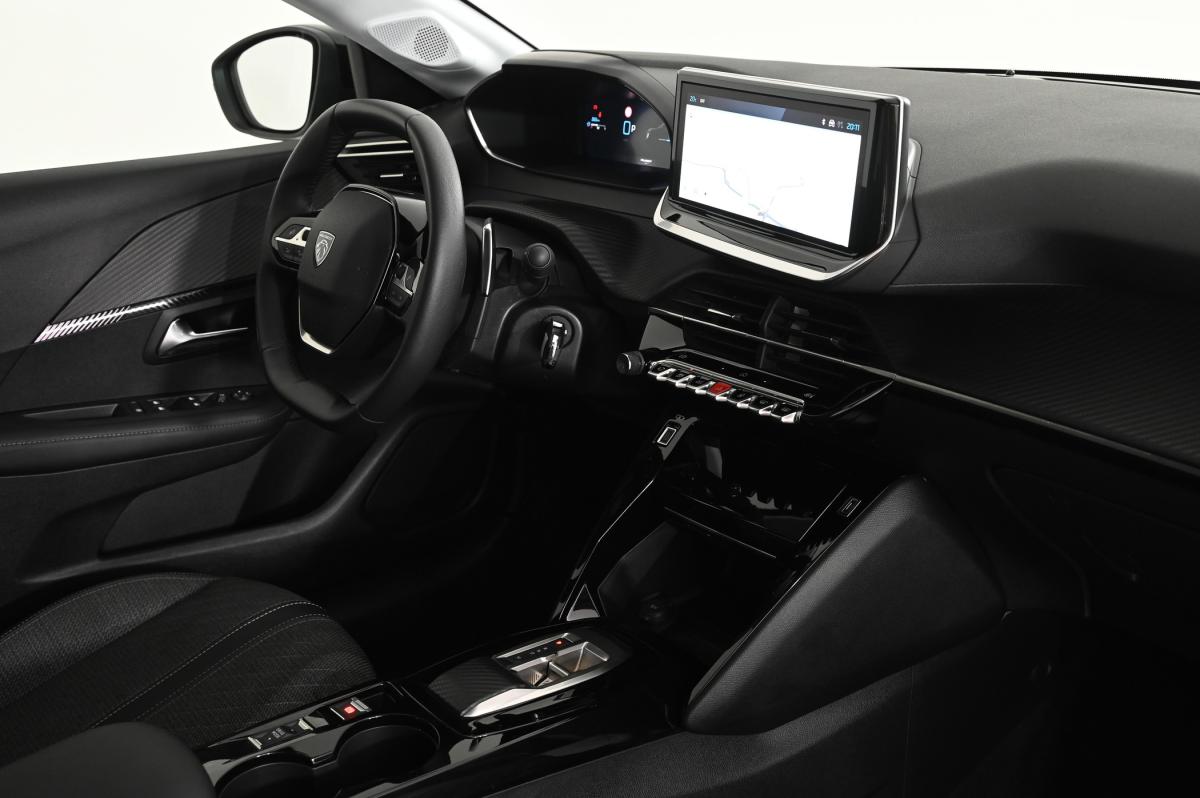 peugeot-208-2024-gasolina-1199cc