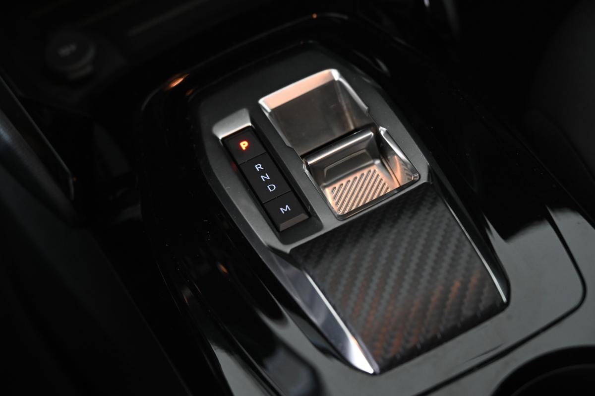 peugeot-208-2024-gasolina-1199cc