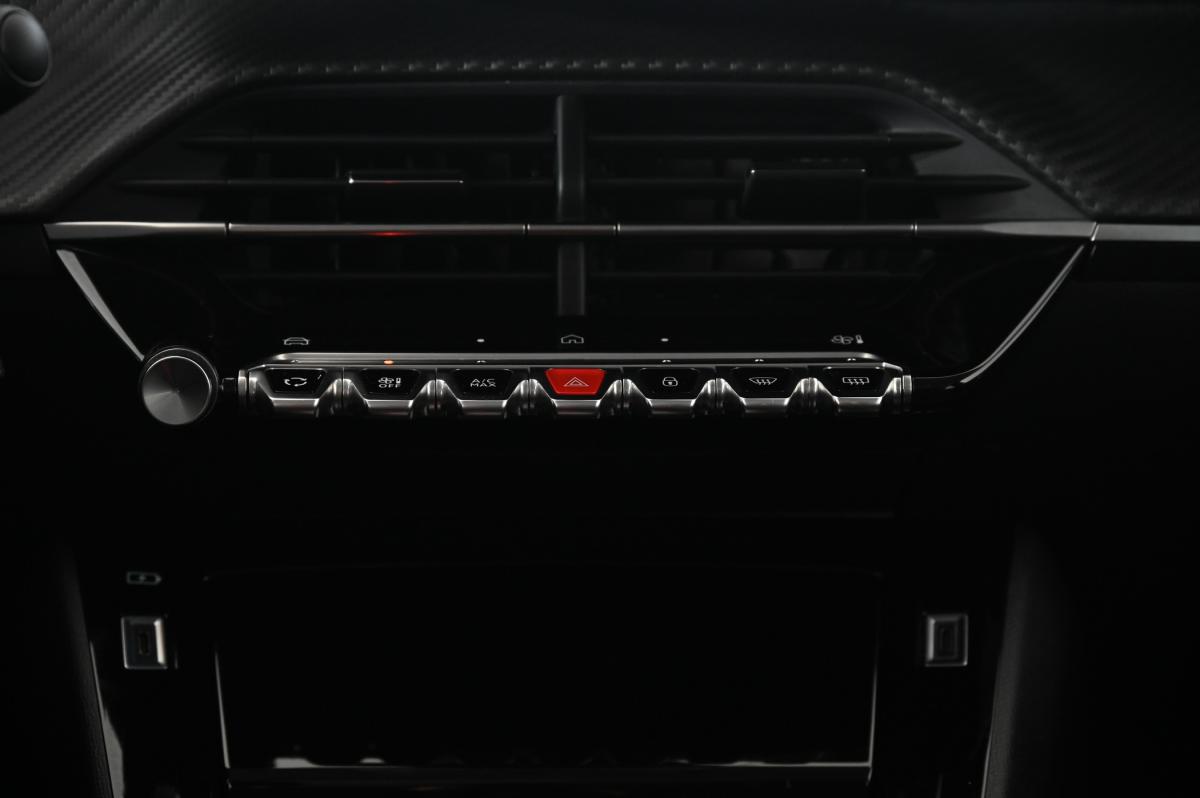 peugeot-208-2024-gasolina-1199cc