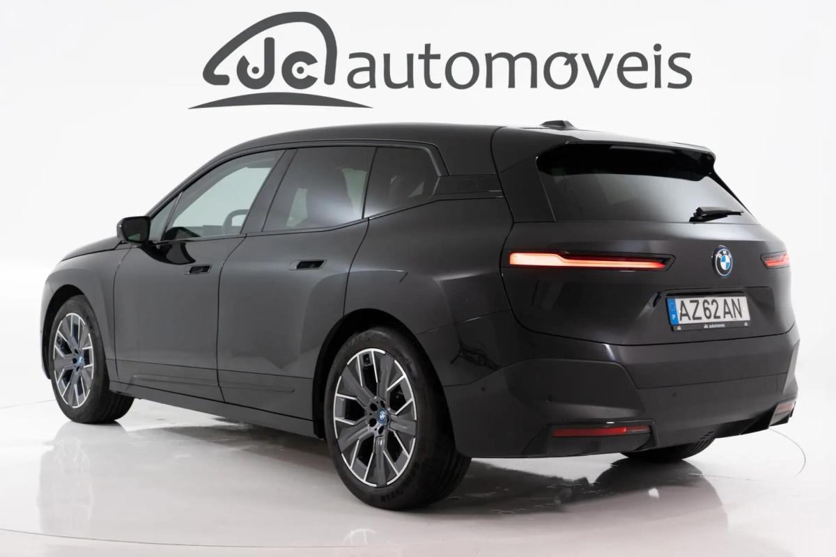 bmw-ix-xdrive40-2023-eletrico-0cc