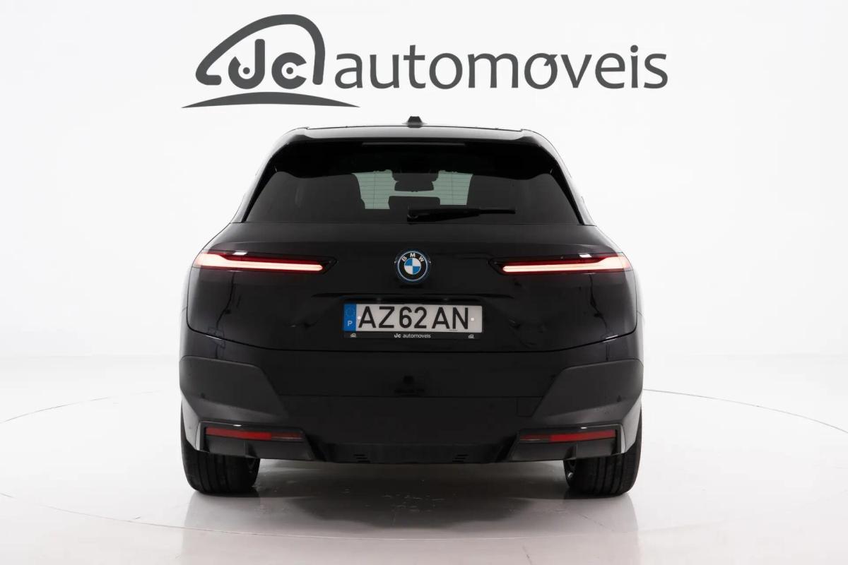 bmw-ix-xdrive40-2023-eletrico-0cc