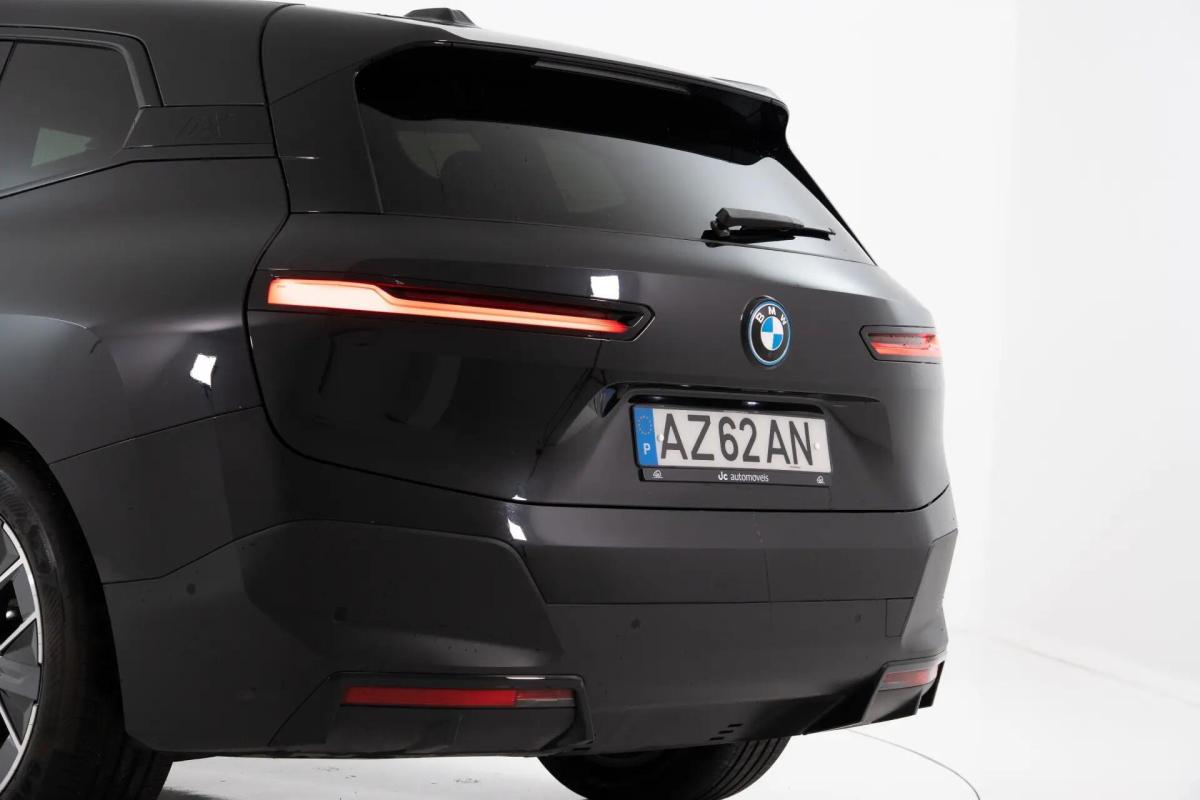 bmw-ix-xdrive40-2023-eletrico-0cc