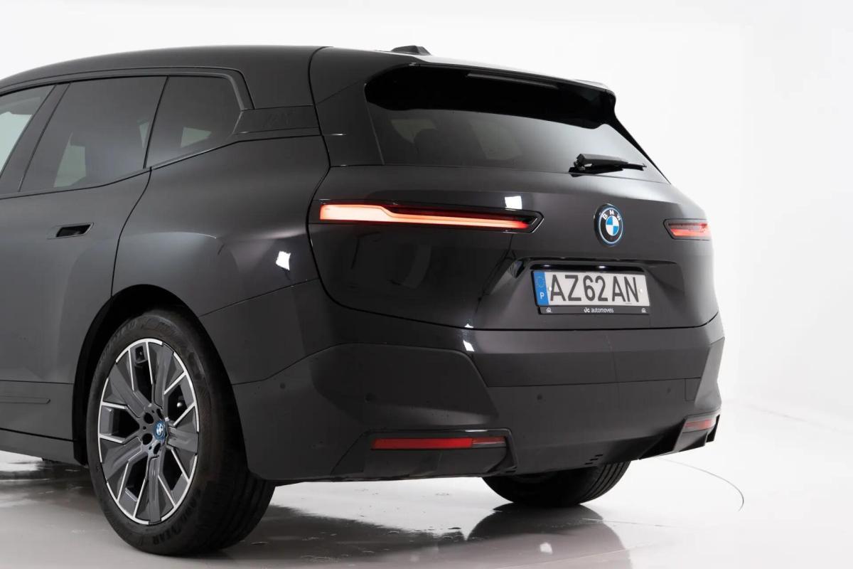 bmw-ix-xdrive40-2023-eletrico-0cc