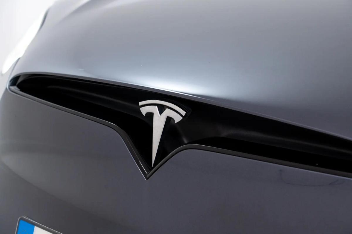 tesla-model-x-2023-eletrico-0cc