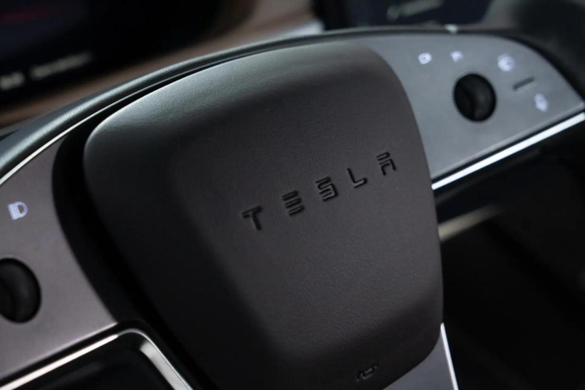 tesla-model-x-2023-eletrico-0cc