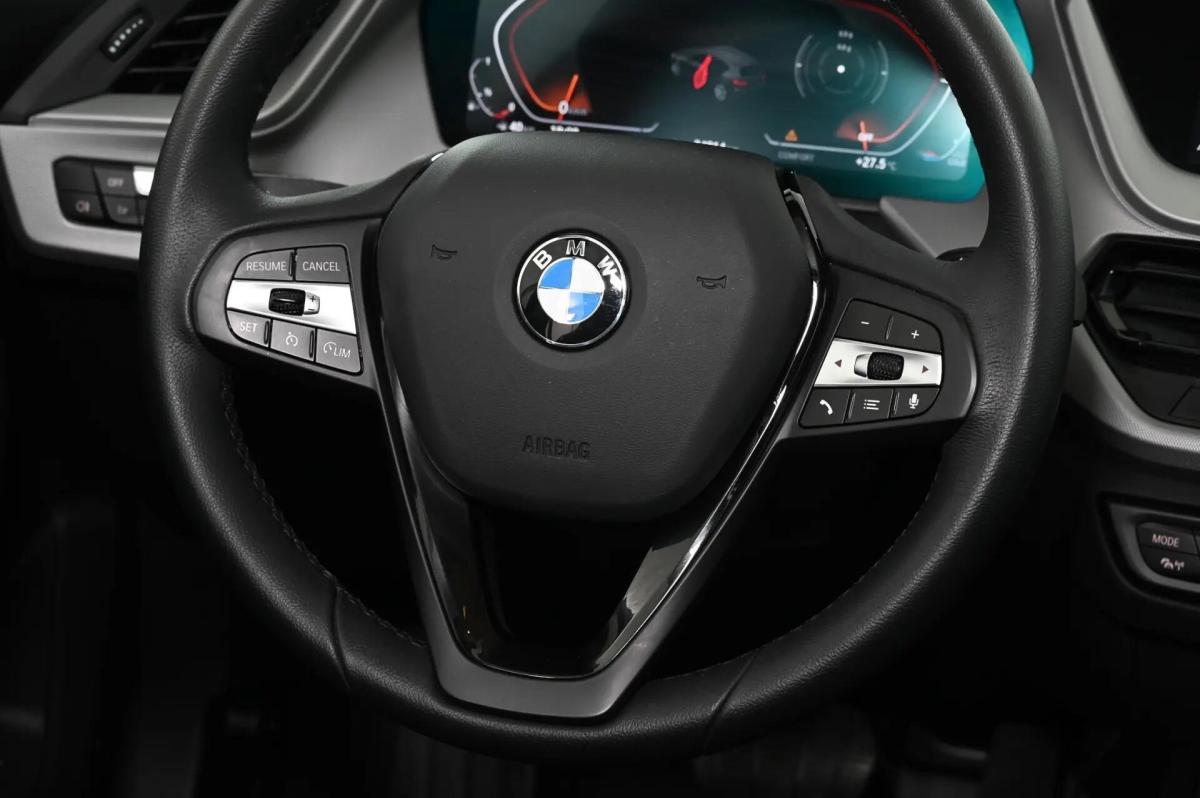 bmw-serie-1-116-2024-gasolina-1499cc