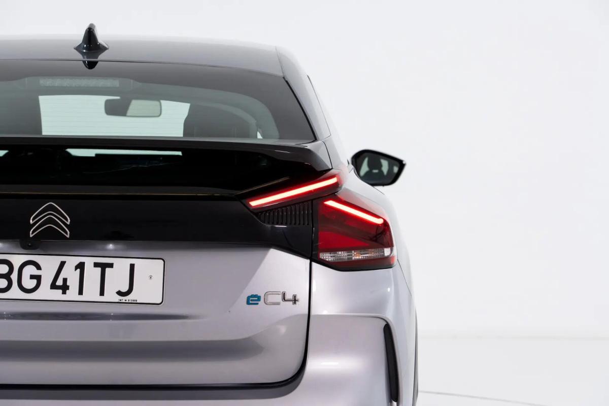 citroen-e-c4-2024-eletrico-0cc