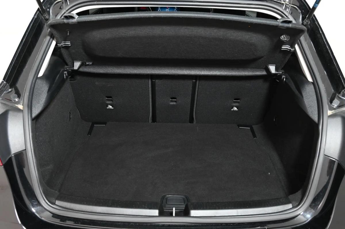 mercedes-benz-classe-a-a-200-2023-gasolina-1332cc