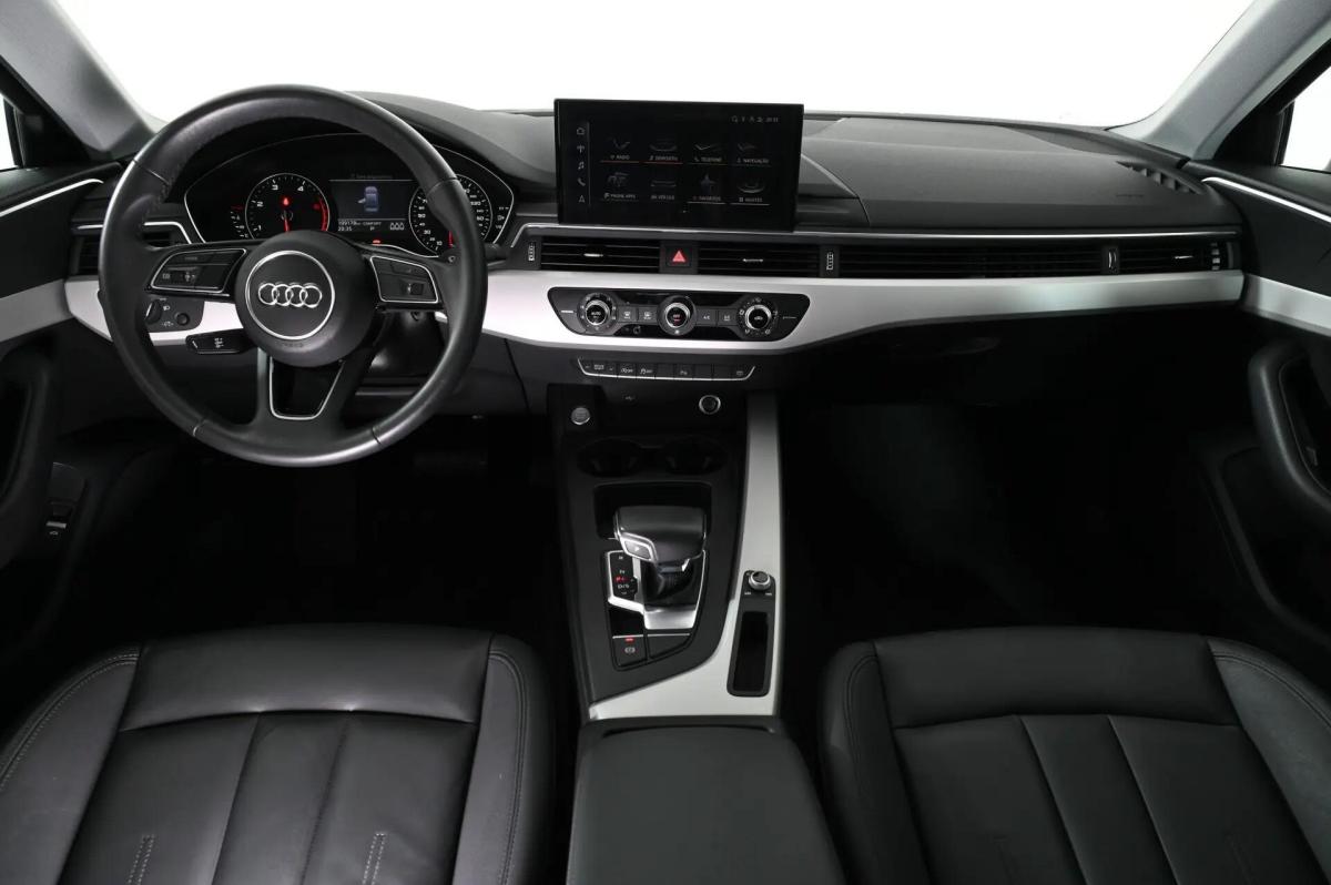 audi-a4-2022-diesel-1968cc