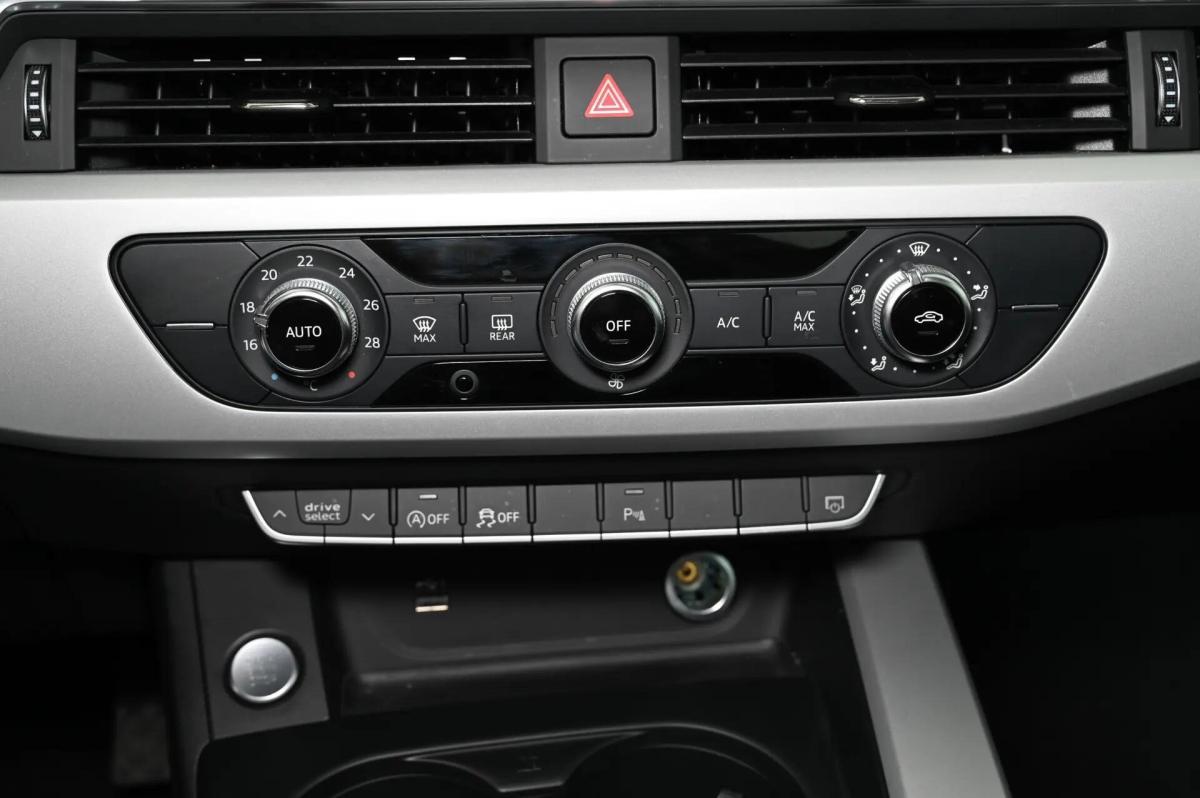 audi-a4-2022-diesel-1968cc