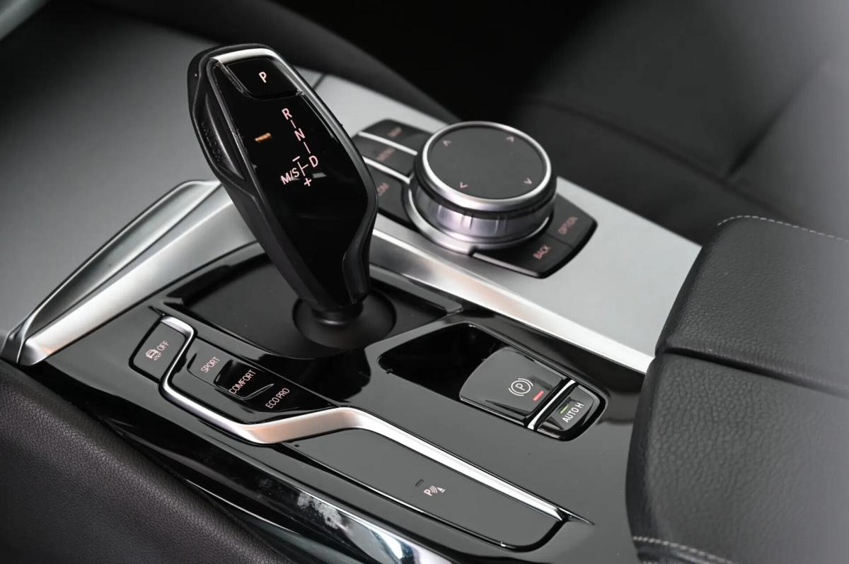 bmw-serie-5-520d-touring-2021-diesel-1995cc