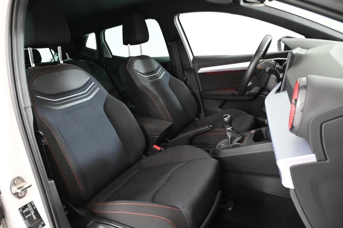 seat-ibiza-2024-gasolina-999cc