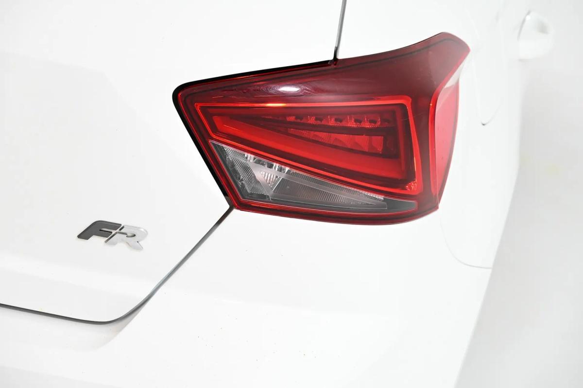 seat-ibiza-2024-gasolina-999cc
