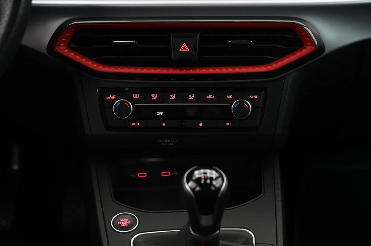 seat-ibiza-2024-gasolina-999cc
