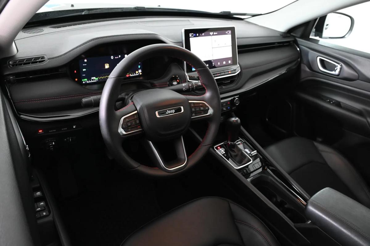 jeep-compass-2023-hibrido-a-gasolina-1332cc