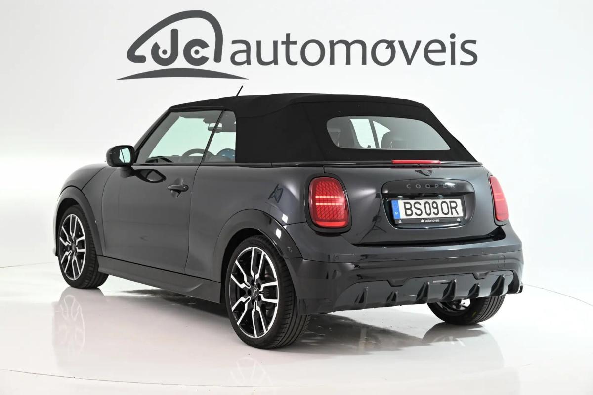 mini-cabrio-2025-gasolina-1998cc