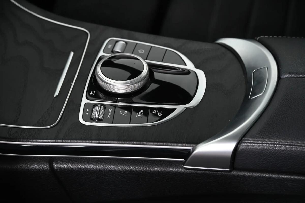 mercedes-benz-classe-c-c-300-de-2019-hibrido-a-diesel-1950cc