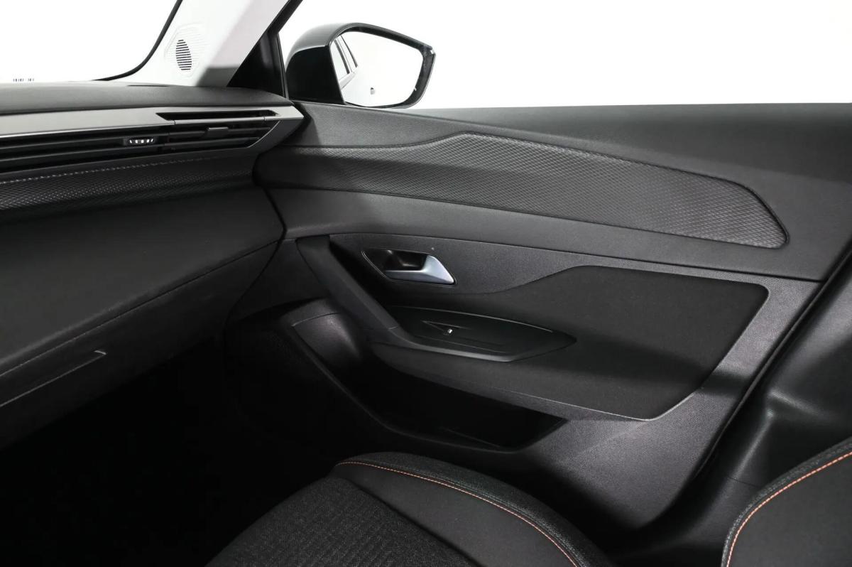 peugeot-e-308-2025-eletrico-0cc