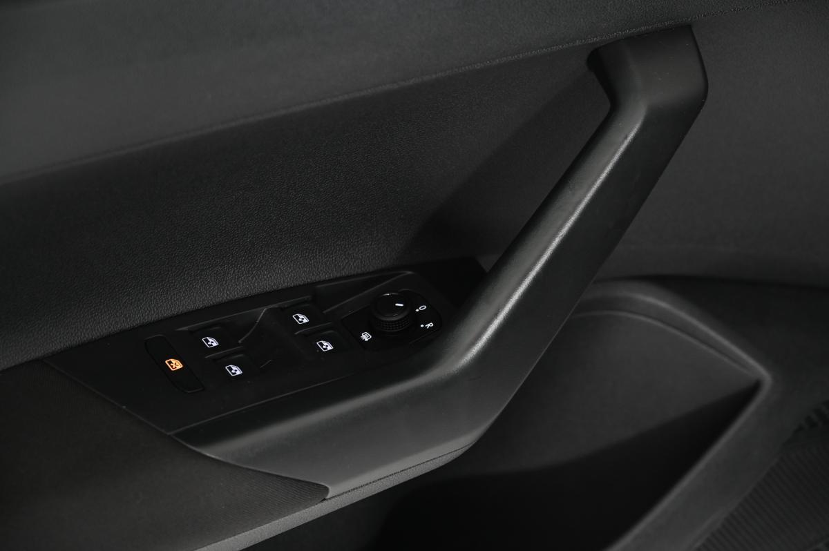 volkswagen-polo-2023-gasolina-999cc
