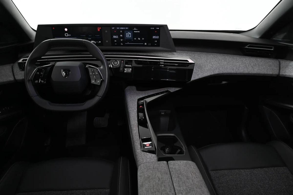 peugeot-3008-2025-gasolina-1199cc