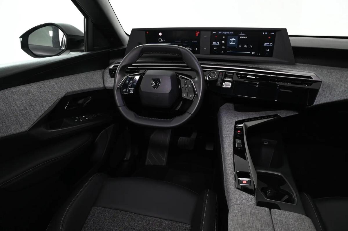 peugeot-3008-2025-gasolina-1199cc