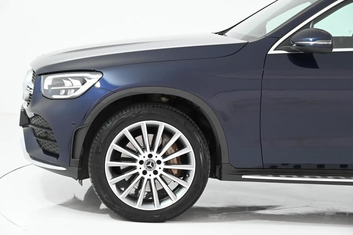 mercedes-benz-glc-220-d-4matic-2022-diesel-1950cc