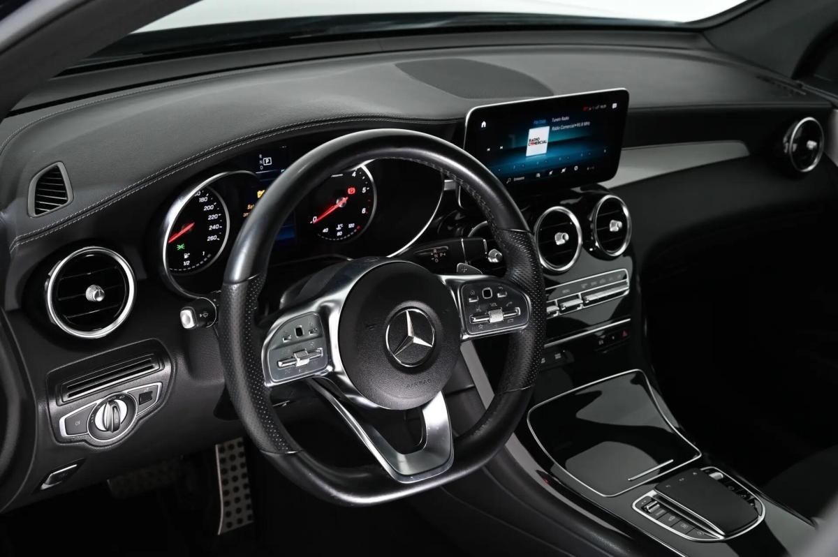mercedes-benz-glc-220-d-4matic-2022-diesel-1950cc