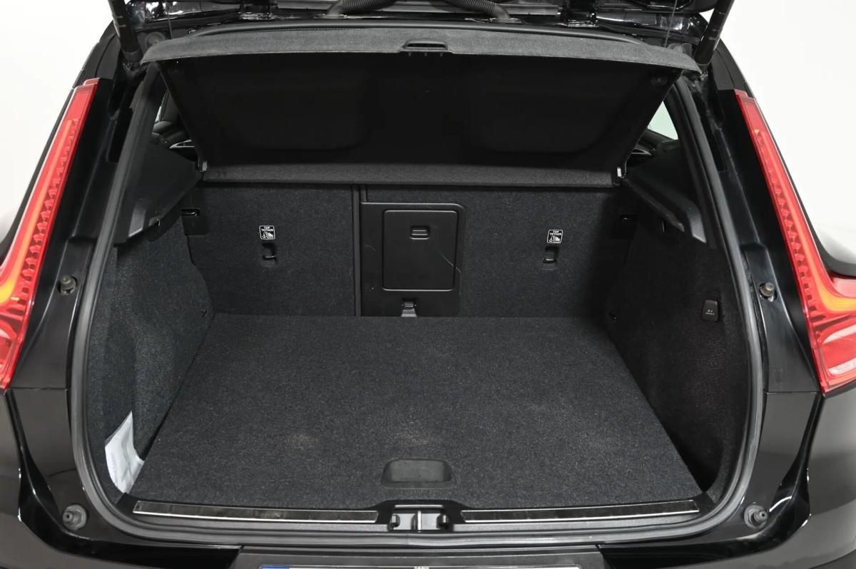 volvo-xc40-2022-hibrido-a-gasolina-1477cc