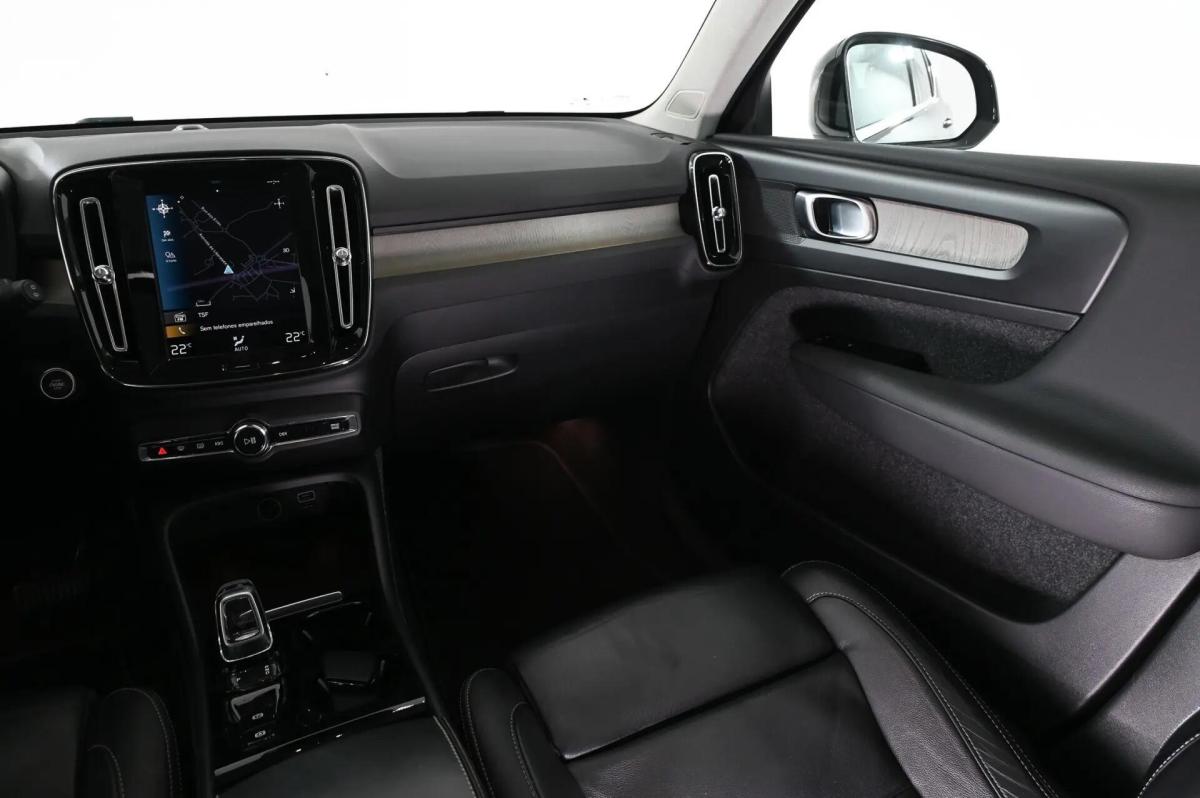 volvo-xc40-2022-hibrido-a-gasolina-1477cc