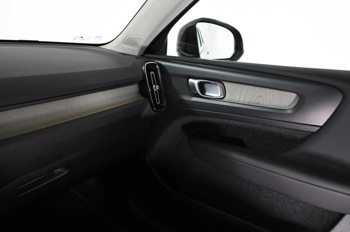 volvo-xc40-2022-hibrido-a-gasolina-1477cc