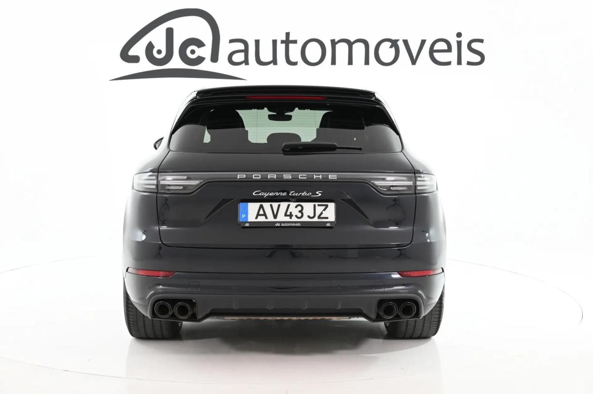 porsche-cayenne-2022-hibrido-a-gasolina-3996cc