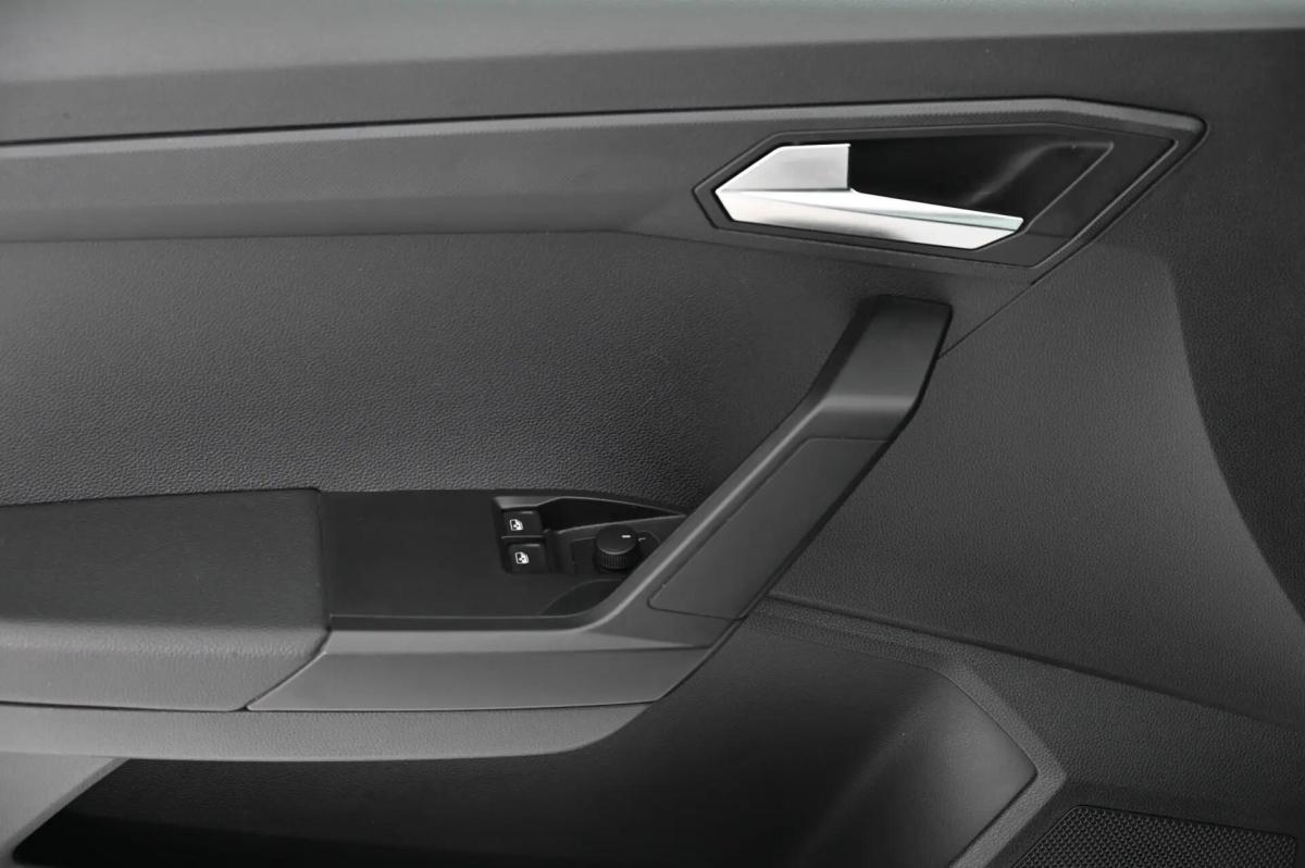 seat-ibiza-2025-gasolina-999cc