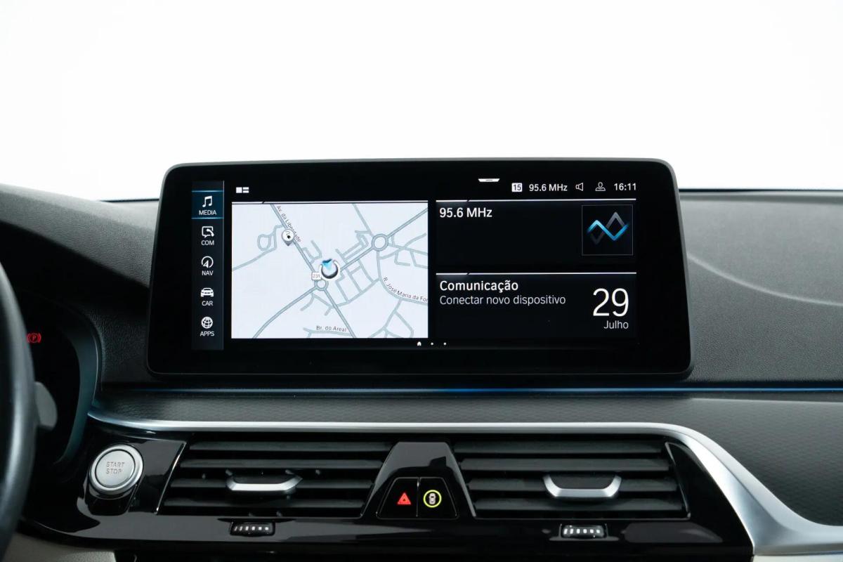bmw-serie-5-545e-xdrive-2022-hibrido-a-gasolina-2998cc