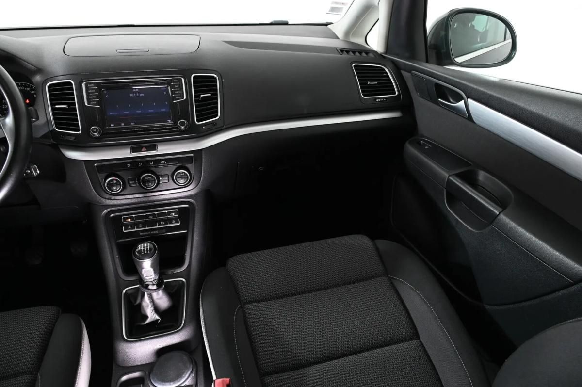 volkswagen-sharan-2016-diesel-1968cc