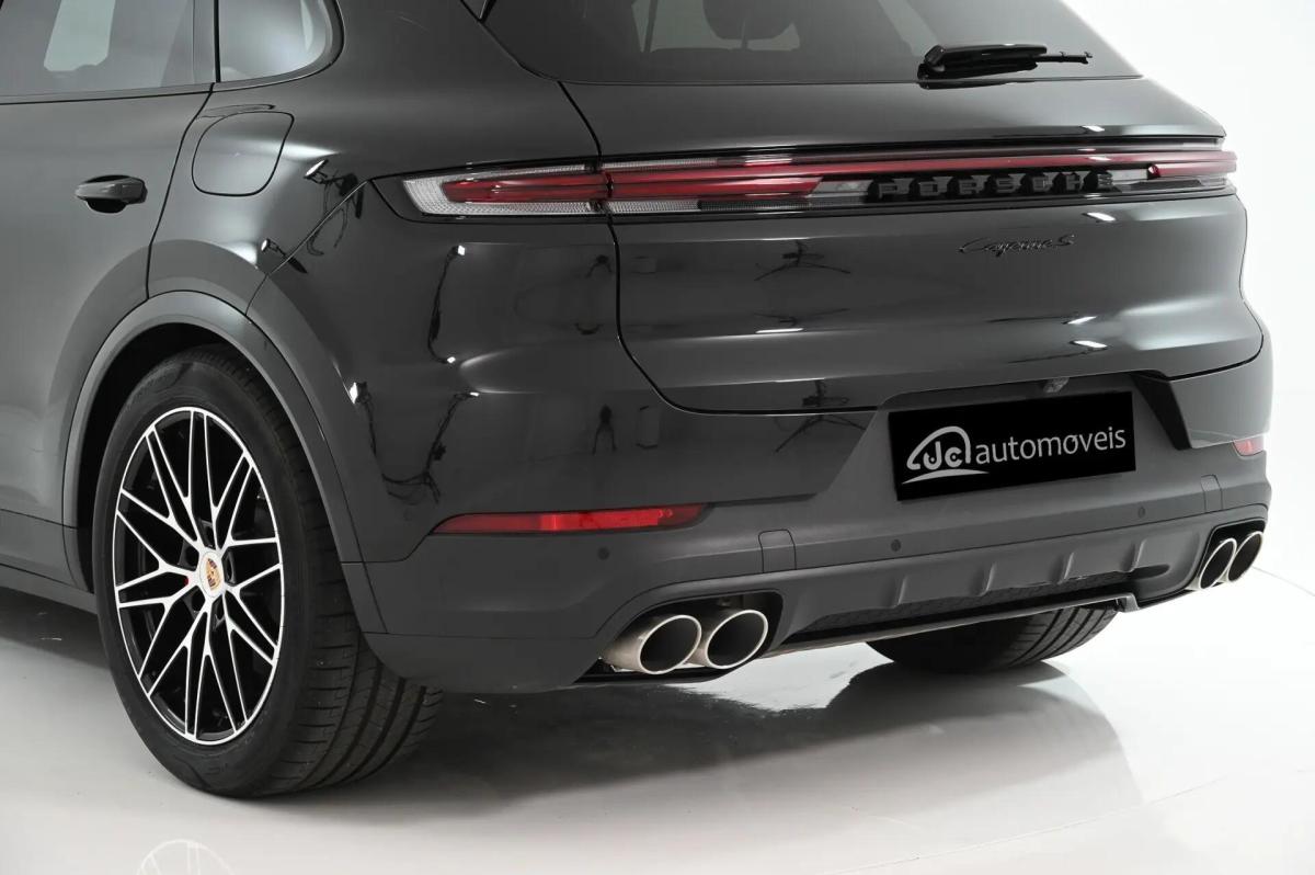 porsche-cayenne-2025-hibrido-a-gasolina-2995cc